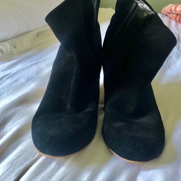 Crown Vintage Suede Ankle Booties - Picture 3 of 12